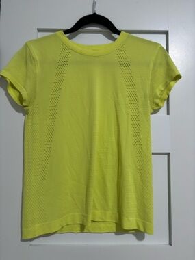 lululemon athletica Neon Yellow Short Sleeve Performance Tee